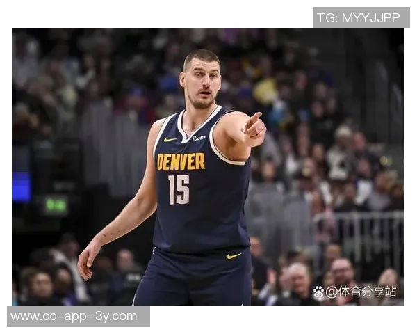 祖巴茨本赛季总篮板数达260个排名仅次于约基奇展现强大基本盘