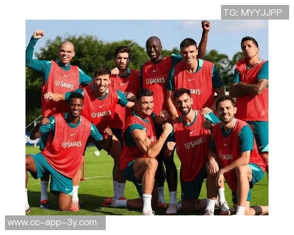 鲁本迪亚斯称赞哈兰德是球队领袖全力支持他追求伟大成就